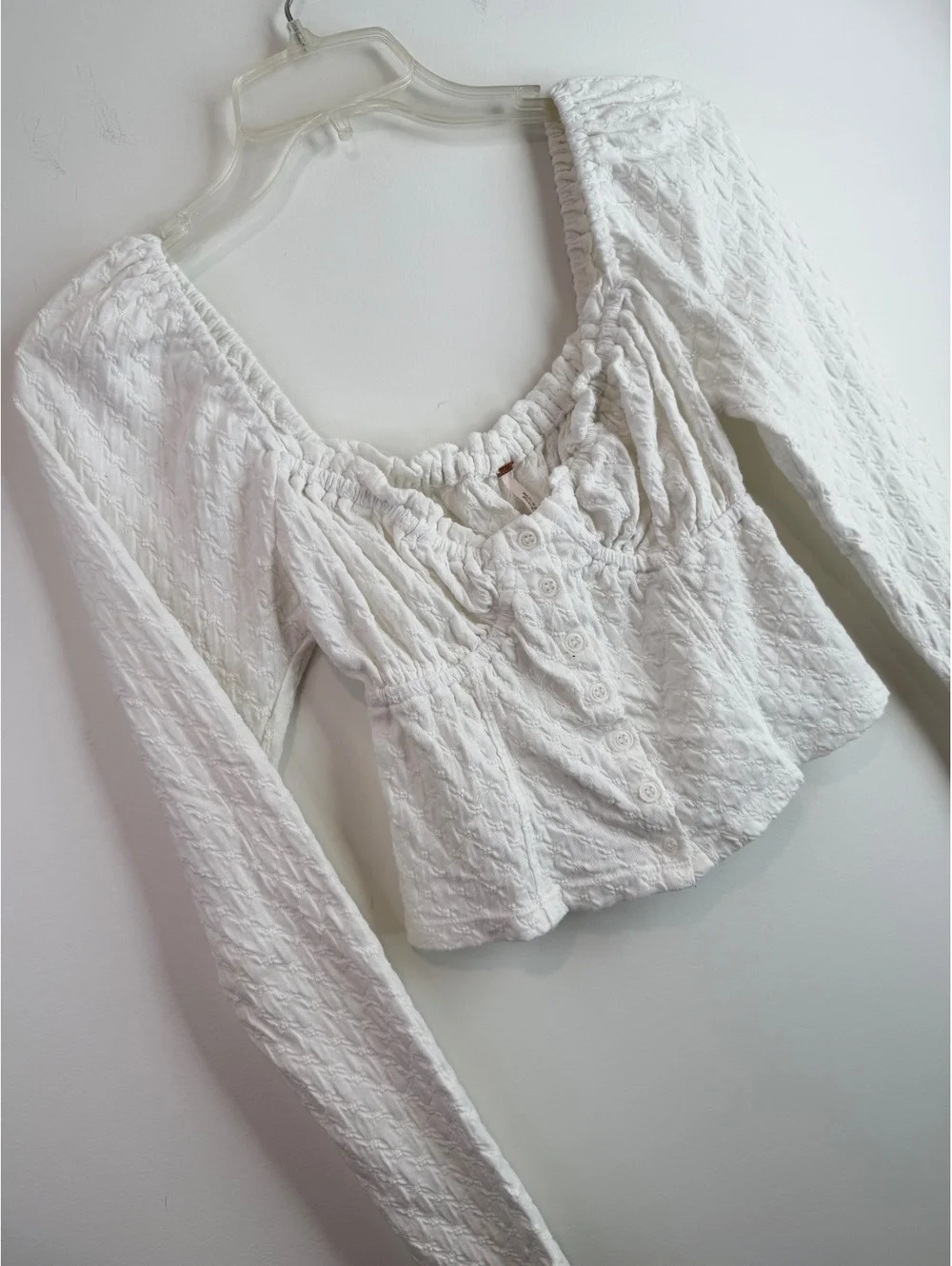 Free People White Textured Long Sleeve Cropped Button-Up Top Size S